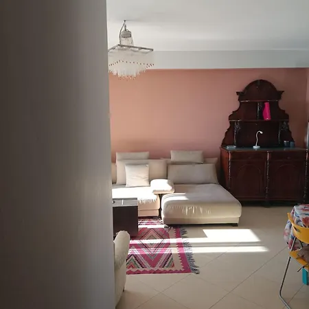 Guidus Apartment *